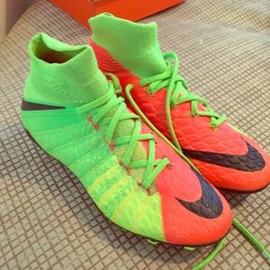 Boys Nike Hupervenom cleats